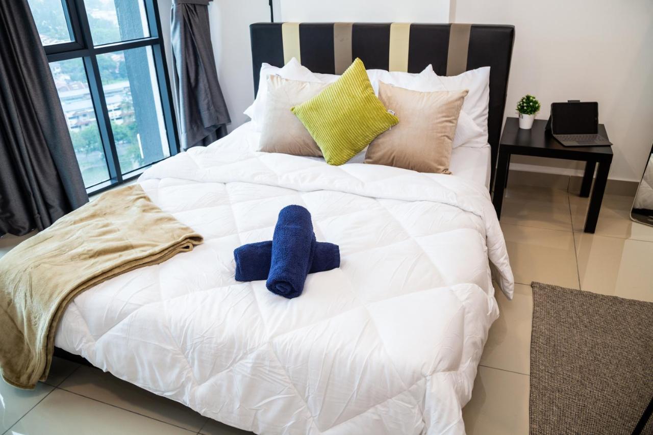 Studio Units At Pacific Tower Near Jaya One By Comfyasia Петалинг-Джая Экстерьер фото