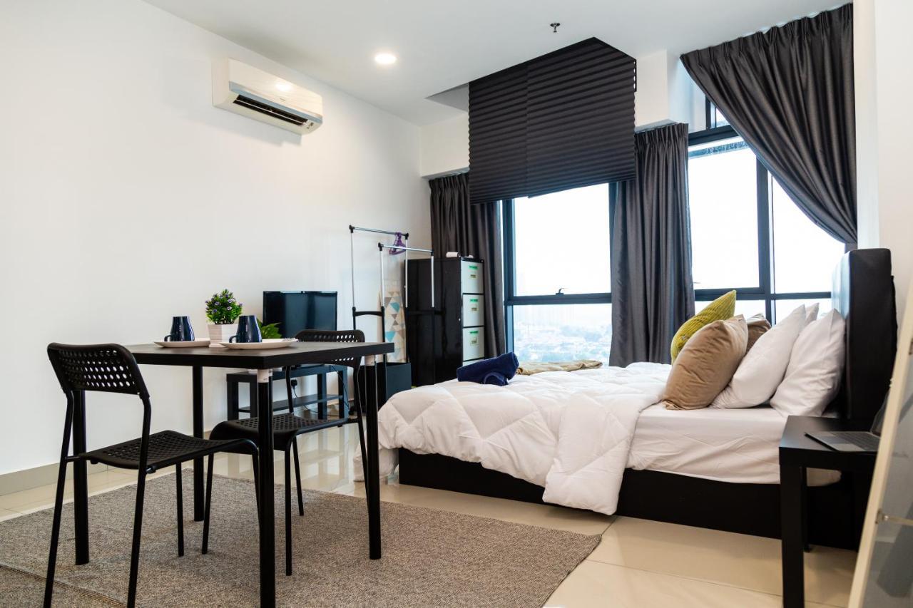 Studio Units At Pacific Tower Near Jaya One By Comfyasia Петалинг-Джая Экстерьер фото