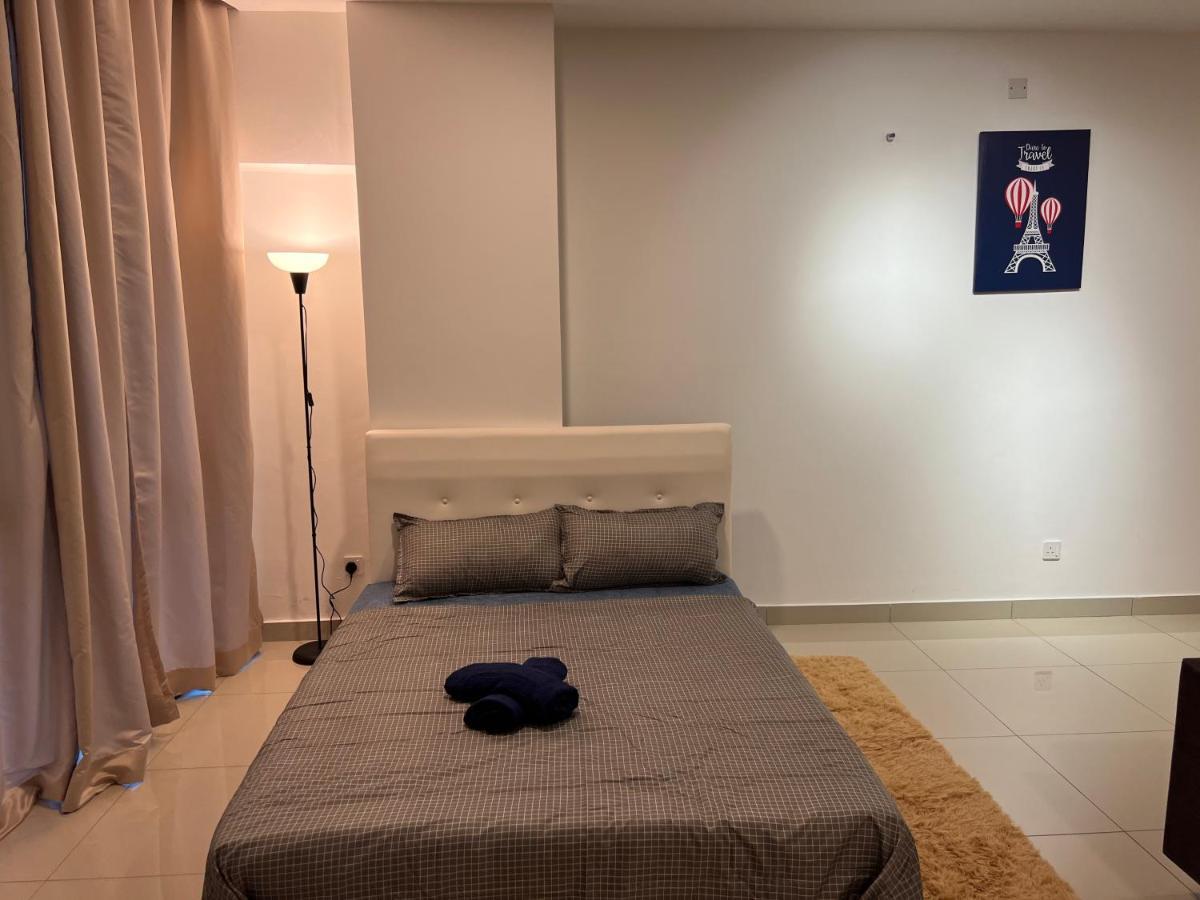 Studio Units At Pacific Tower Near Jaya One By Comfyasia Петалинг-Джая Экстерьер фото