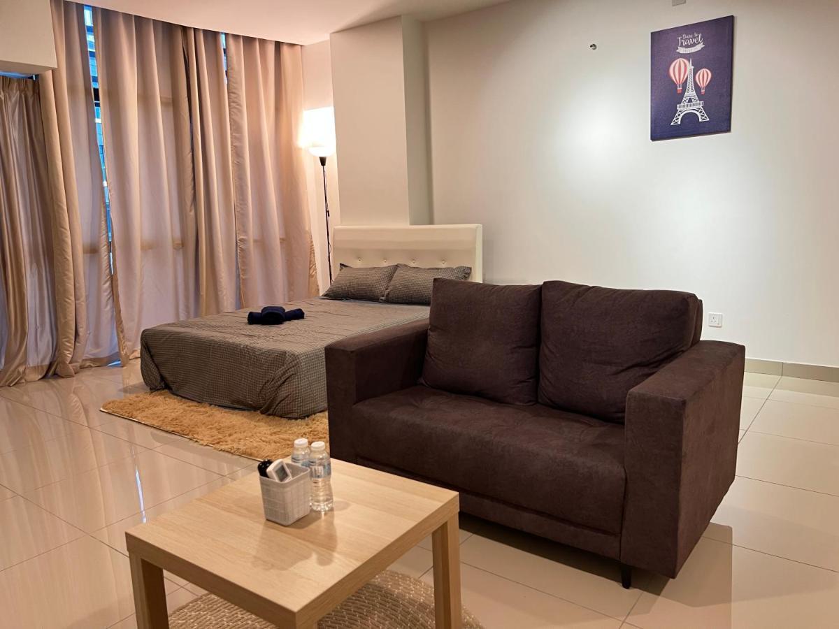 Studio Units At Pacific Tower Near Jaya One By Comfyasia Петалинг-Джая Экстерьер фото
